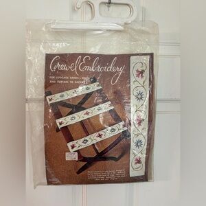 Vintage Open Box Elsa Williams Crewel Embroidery Luggage Bands Belts Curtain Tie
